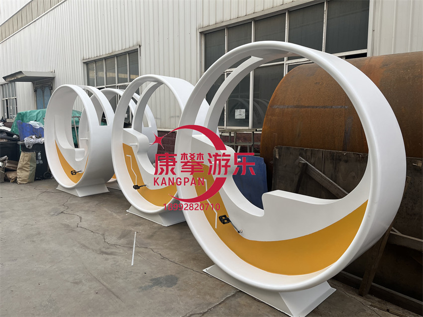 戶外自行車(chē)設(shè)施